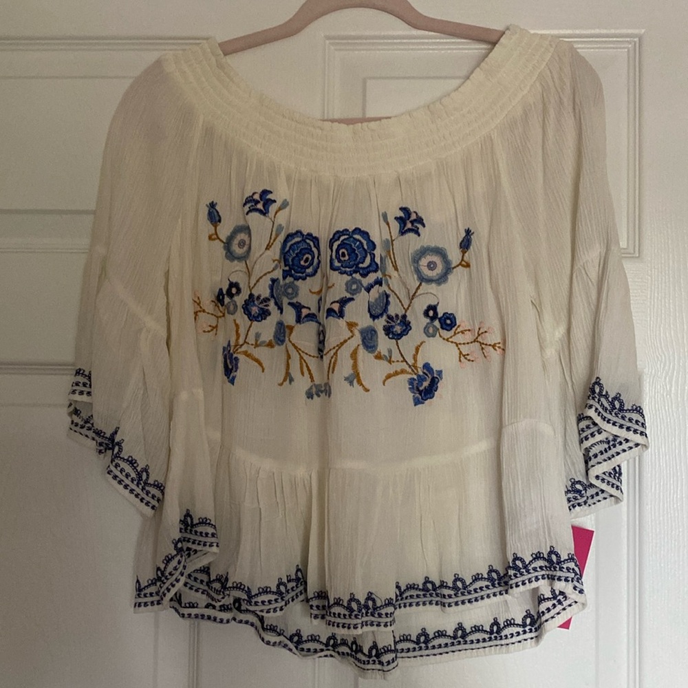 Xhilaration , Size Medium , Brand New